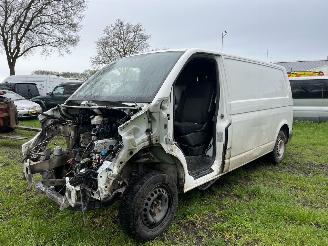 damaged passenger cars Volkswagen Transporter 2.0 TDI L2 FRIGO / KOELWAGEN / KULLER, DIEFSTALSCHADE 2021/12