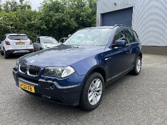 Damaged car BMW X3 3.0d Executive panoramdak, clima, stoelverwarming, leer enz 2005/3