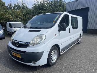 Avarii auto utilitare Opel Vivaro -2 2.5CDTI/107KW-DPF-E4 2.9T L2H1 CREWCAB 2008/2