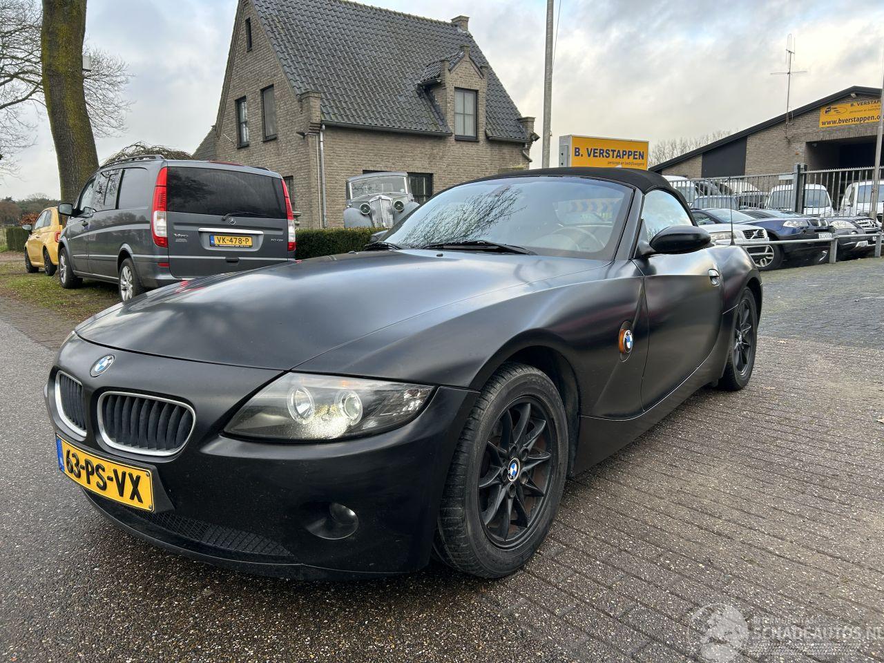 BMW Z4 ROADSTER 2.2i 6 CILINDER !!