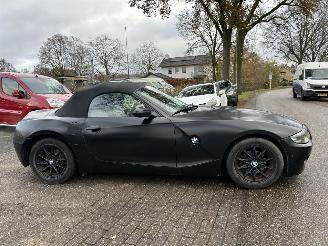 BMW Z4 ROADSTER 2.2i 6 CILINDER !! picture 18