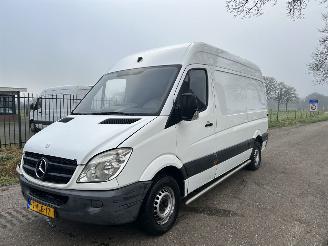 uszkodzony samochody ciężarowe Mercedes Sprinter 210 CDI L2/H2 EURO5 MOTOR 2011/1