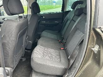 Peugeot 3008 1.6 THP GT picture 6