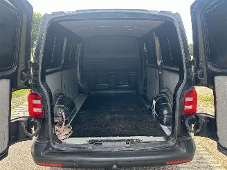 Volkswagen Transporter 2.0 TDI L1/H1 AIRCO 75 KW picture 22