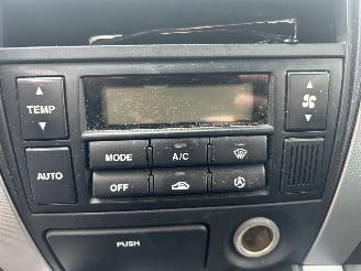 Hyundai Tucson 2.0 I 2WD AIRCO picture 8
