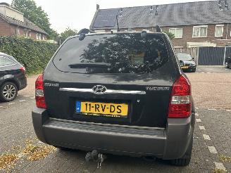 Hyundai Tucson 2.0 I 2WD AIRCO picture 18