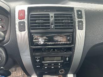 Hyundai Tucson 2.0 I 2WD AIRCO picture 10