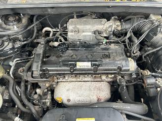 Hyundai Tucson 2.0 I 2WD AIRCO picture 24