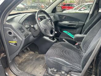 Hyundai Tucson 2.0 I 2WD AIRCO picture 5