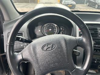Hyundai Tucson 2.0 I 2WD AIRCO picture 11