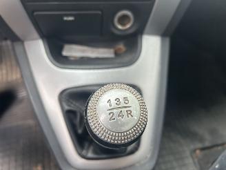 Hyundai Tucson 2.0 I 2WD AIRCO picture 9
