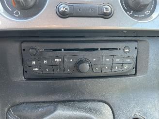 Renault Kangoo Fanily II 1.6-16v Expression Airco picture 11