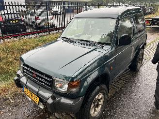 Mitsubishi Pajero 2.5 GLX HIGHROOF AIRCO 4X4, 4WD picture 34