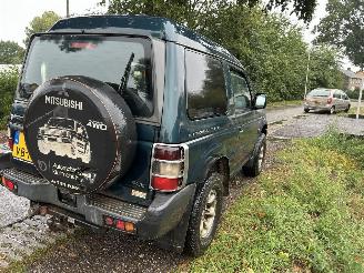 Mitsubishi Pajero 2.5 GLX HIGHROOF AIRCO 4X4, 4WD picture 19