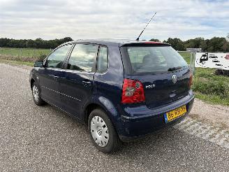 Volkswagen Polo 1.4-16V ATHENE 5 DEURS MET AIRCO picture 4