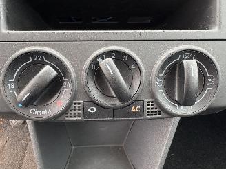 Volkswagen Polo 1.4-16V ATHENE 5 DEURS MET AIRCO picture 9
