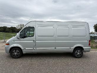 Renault Master T35 2.5 DCI L3/H2 MAXI UITVOERING AIRCO 74KW picture 4