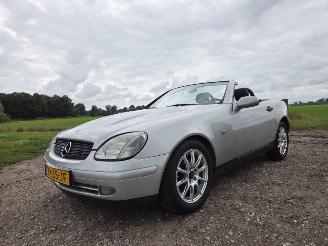 Damaged car Mercedes SLK 200 CABRIOLET, AIRCO, LEER ENZ 1997/6