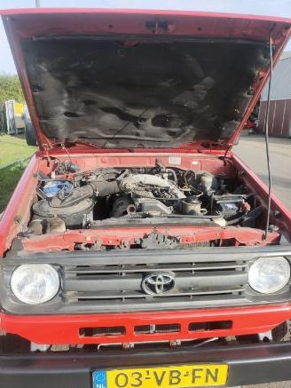 Toyota Landcruiser 70 4.2 6 CILINDER PICK-UP 4X4 TAKELWAGEN picture 18