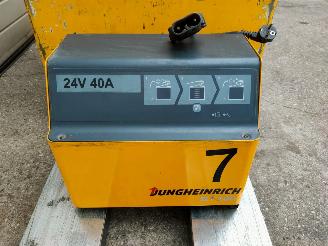 Jungheinrich  ERE 225 Elektrische palletwagen met lader picture 4