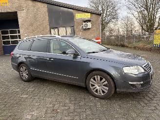 Volkswagen Passat 2.0 TDI HIGHLINE UITVOERING VARIANT picture 19
