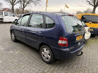 Renault Mégane Scénic 2.0 16V AUTOMAAT, CLIMA picture 4