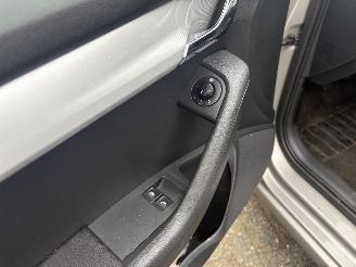 Skoda Octavia 1.2 TSI COMBI picture 8