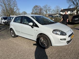 Fiat Punto Evo 1.3 M-JET EASY AIRCO picture 16