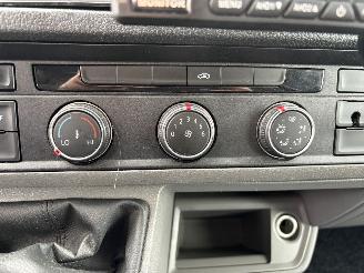 Volkswagen Crafter 35 2.0 TDI L4 Bakwagen MOTORSCHADE ! picture 6