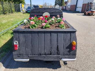 Mini Clubman bloembak voor reclame en of decoratie picture 7