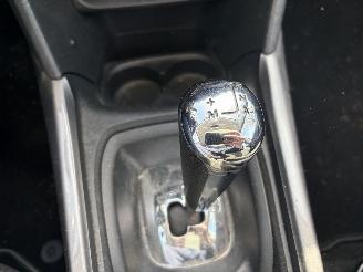 Peugeot 2008 1.2 PureTech Blue Lion AUTOMAAT, PANORAMA DAK, AIRCO, PDC, N.A.P. ENZ picture 10