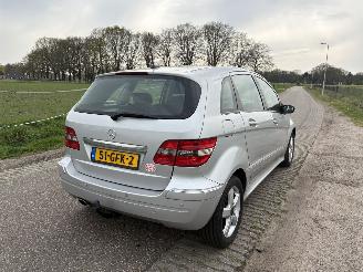 Mercedes B-klasse 170 BENZINE AUTOMAAT, AIRCO, N.A.P. ENZ picture 20