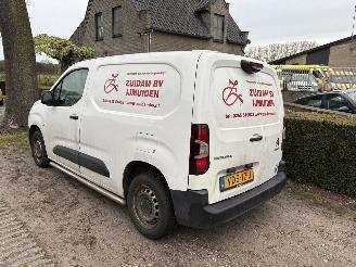 Citroën Berlingo 1.5 BLUEHDI AIRCO, NAVIGATIE ENZ 89.000 KM N.A.P. picture 3