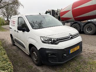 Citroën Berlingo 1.5 BLUEHDI AIRCO, NAVIGATIE ENZ 89.000 KM N.A.P. picture 10