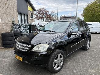  Mercedes Ml-klasse 320 CDI 4MATIC VAN UITVOERING 2007/2