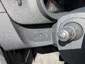 Renault Kangoo bestel 1.5 Blue dCi 80 Comfort AIRCO picture 12