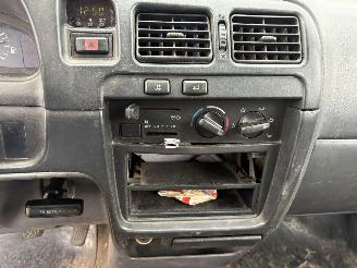 Toyota Hilux 2.5 d4-d 90 extra, open laadbak / pick-up 137,000 km N.A.P. picture 8