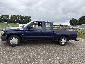 Toyota Hilux 2.5 D4-D 90 EXTRA open laadbak / pick-up 113.641 km N.A.P. picture 3