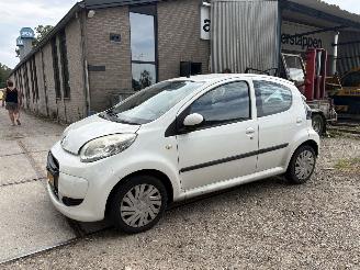 Citroën C1 1.0-12V Ambiance AIRCO SCHADE VOERTUIG ! picture 2
