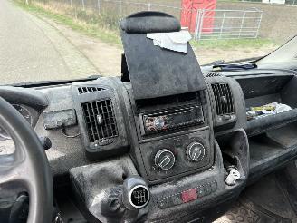 Peugeot Boxer 2.2 HDI L2/H1 AIRCO picture 10