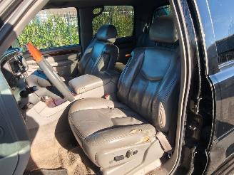 Cadillac Escalade V8 6.0 benzine + lpg 4 wheel drive picture 8