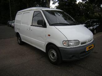 Nissan Vanette CARGO 2.3 D GESLOTEN BESTEL MET AIRCO + L + R SCHUIFDEUR picture 6