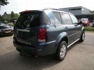 Ssang yong Rexton RX290 VAN 4X4 AUTOMAAT MET OA AIRCO, GRIJS KENTEKEN picture 8