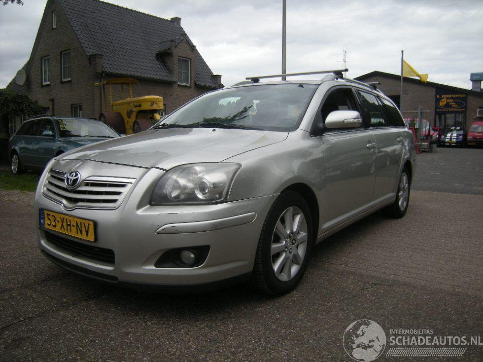 Toyota Avensis 2.0 16_V D-4D-F (ADT250; SB1ED) LUNA MET OA CLIMA, ENZ