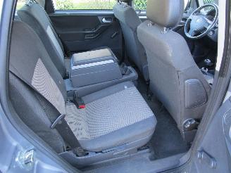 Opel Meriva 1.6 Clima Radio/CD picture 12