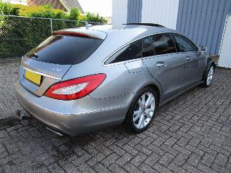 Mercedes CLS 350 V6 CDI Navi Leder picture 4