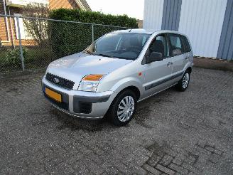 škoda osobní automobily Ford Fusion 1.4 16V Airco Radio/CD 2010/2
