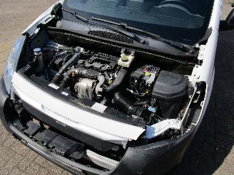 Peugeot Partner 1.6 HDI Navi Airco Schuifdeur picture 6