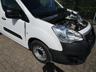 Peugeot Partner 1.6 HDI Navi Airco Schuifdeur picture 10