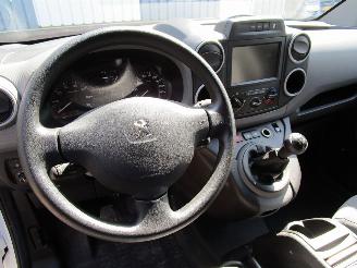 Peugeot Partner 1.6 HDI Navi Airco Schuifdeur picture 18
